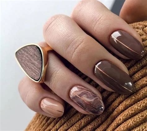 Top 10 2023 Fall Nail Color Trends for the Cold Season