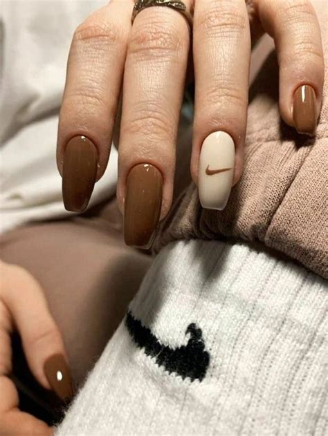 Маникюр | Nike nails, Acrylic nails coffin short, Stylish nails