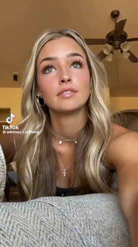 whitney.l.robbins : r/TikTokHos
