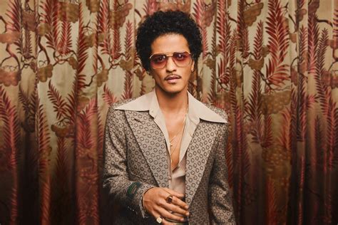 10 Best Bruno Mars Songs of All Time - Singersroom.com