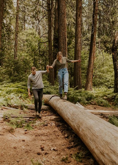 Red Woods Couples Shoot - Yosemite National Park | Forest engagement