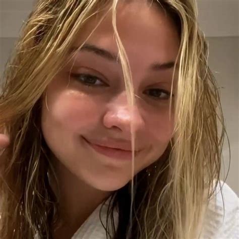 madelyn cline | Nose ring, Fashion, Nose