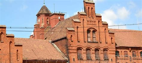 Замок Тапиау: где находится, описание, история