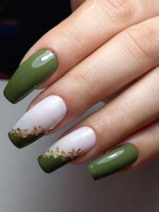 Unha Verde Militar Com Branco