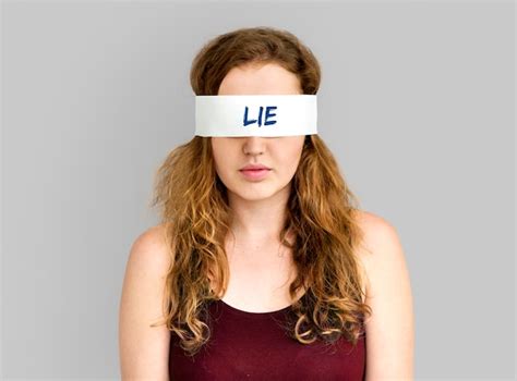 Longitudinal Lie Pictures | Freepik