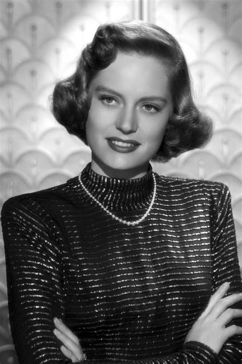 Alexis Smith - Biografía, mejores películas, series, imágenes y