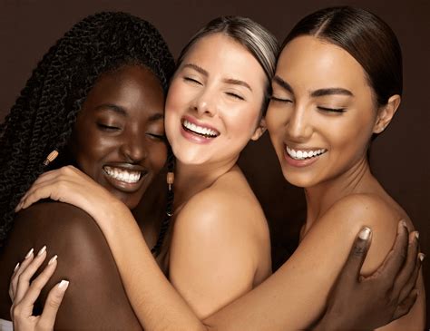 How to Make a Spray Tan Last Longer | Model Behavior