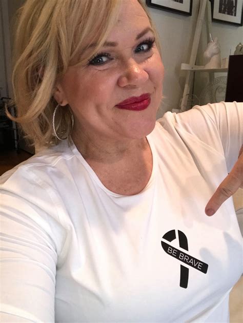 Holly Rowe