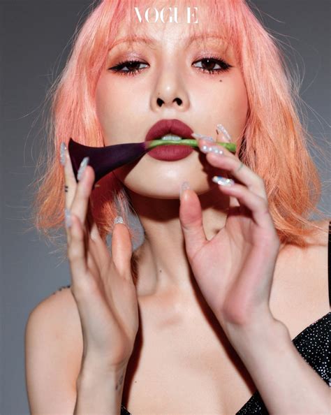 Хёна в фотосессии для Vogue Korea - YesAsia.ru