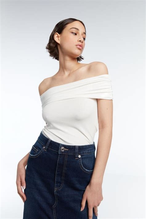 Clothing & Accessories | Fashion Highlights | NEW YORKER