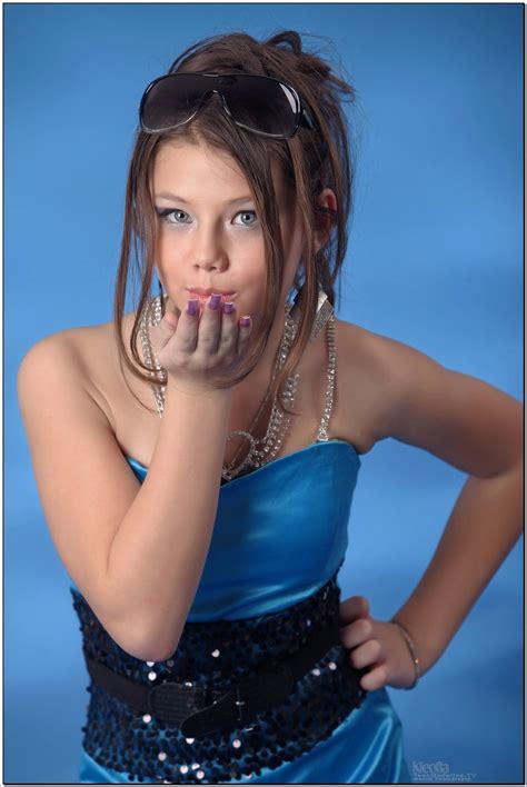 Kleofia-Model | NoNubOOk