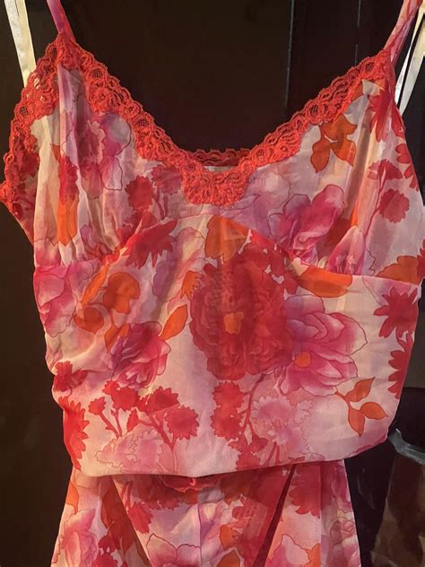 VTG 1990’s Maidenform Red Lace Camisole + Panties Siz… - Gem