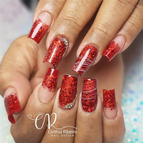 Unhas Vermelhas Com Glitter