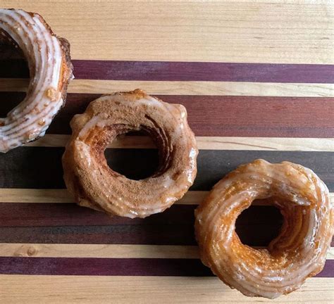 French Crullers: Irresistible Choux Pastry Delights