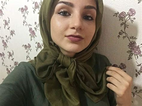 Türbanlı Türk Kızı Soyunuyor - Kurtvip | Yabanci - Turk İfsa