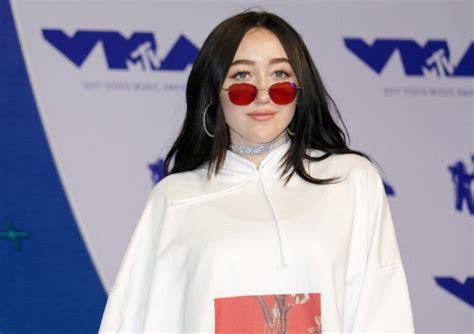 Top 8 Best Noah Cyrus Songs – Best Music Lists