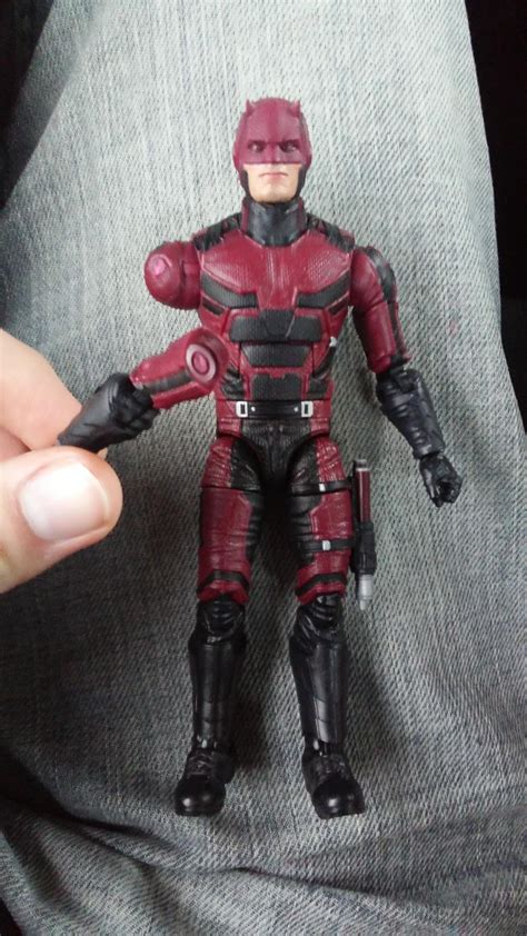 What's wrong with this figure!!! : r/ActionFigures