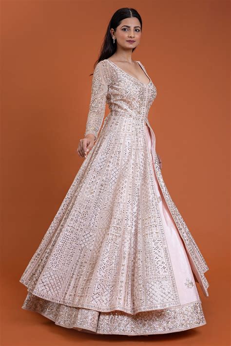 lehenga choli indian traditional dress history  lehenga