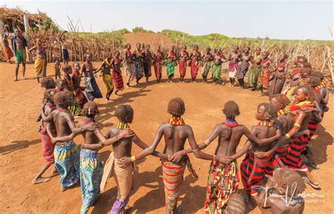 tim vollmer photography lovely dancing   dassanech tribe