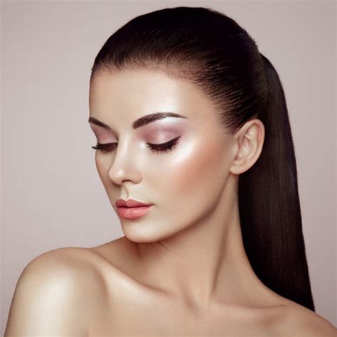 Как наносить хайлайтер на лицо пошагово фото блондинкам