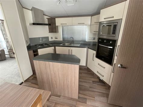 2015 Atlas Status Super - Seaside Leisure Parks