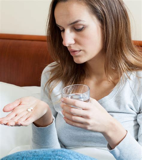 13 Essential Vitamins For Breastfeeding Mother To Meet Infant's Needs