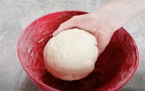 Върховни домашни рогчета със сирене! Като замирише на тесто, всички се ...