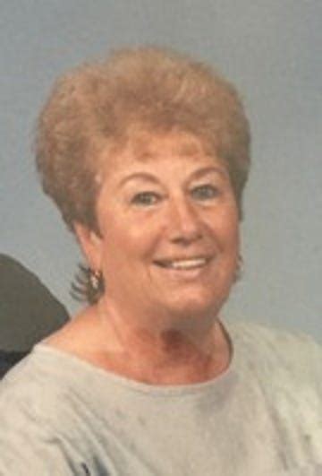 Betty J. Walt Obituary - Manitowoc Herald Times Reporter