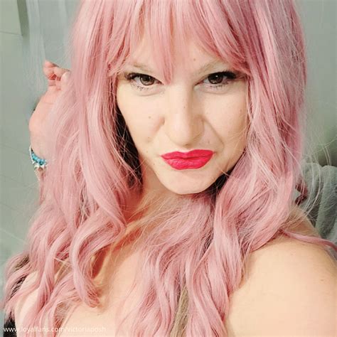 Victoria Posh's Official Social Fan Page | LoyalFans