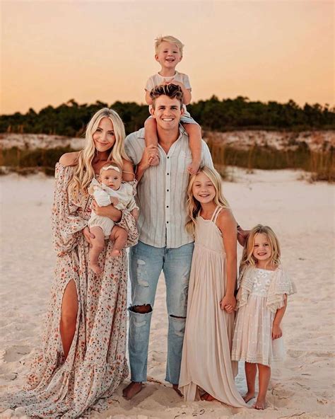 Savannah LaBrant Wiki, Age, Boyfriend, Husband, Family, Biography ...