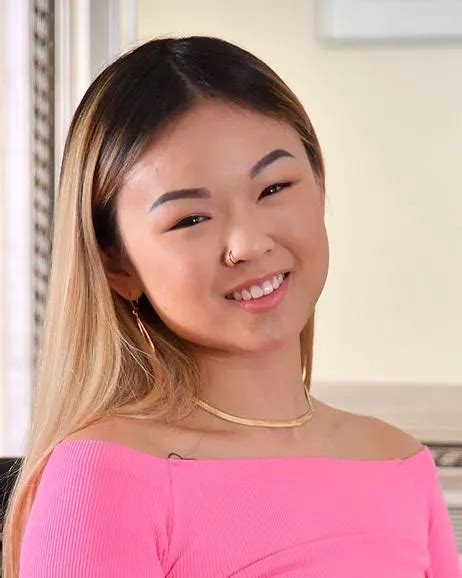 Lulu Chu - Wiki, Bio, Age, Biography, Height, Career, Photos & more