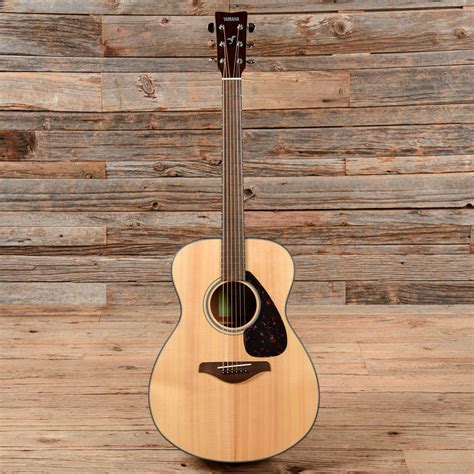 Yamaha FS800 Natural – Chicago Music Exchange