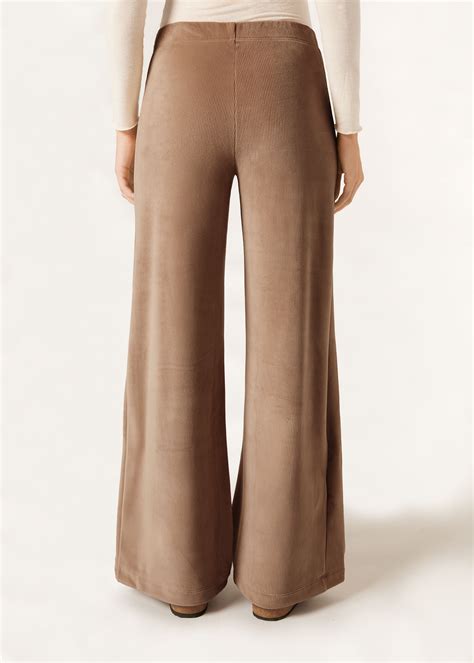 palazzo trousers outfit 1