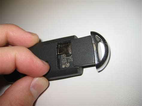 how to change a mazda cx 5 key battery