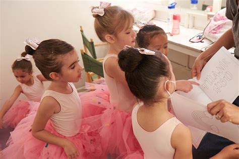 Stellar Dance Studio. Annual Children Show in Hollywood