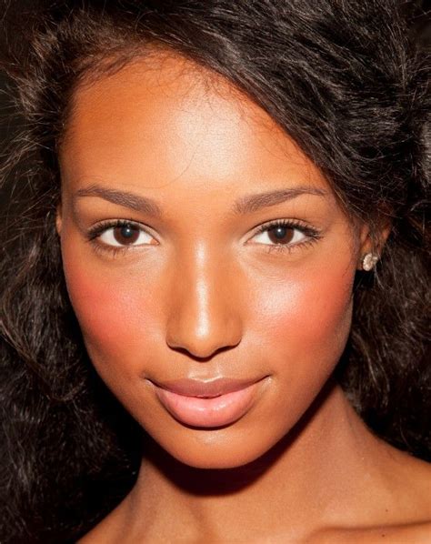 natural makeup  brown skin