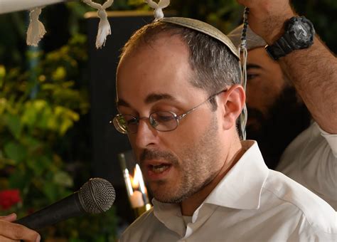 O Que Quer Dizer Rabino - Entrevista exclusiva no Dia do Holocausto com o rabino Chananya ...
