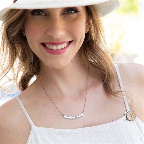 Personalized Curved Bar Name Necklace