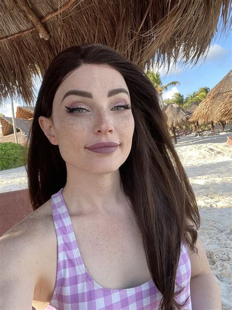 Natalie Mars : r/transgoddesses