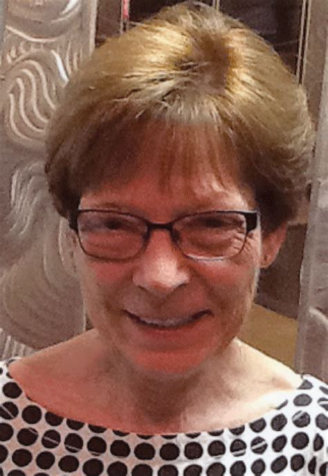 Sandra Sue Soles Houchins | Hamiltons Funeral Home