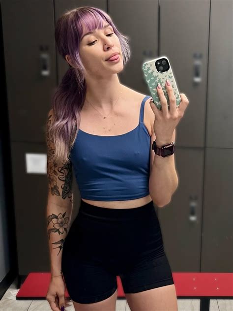 I made so many new friends at the gym today : r/braless