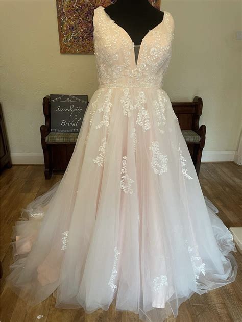 Island Bridal Sample Wedding Dress Save 68% - Stillwhite