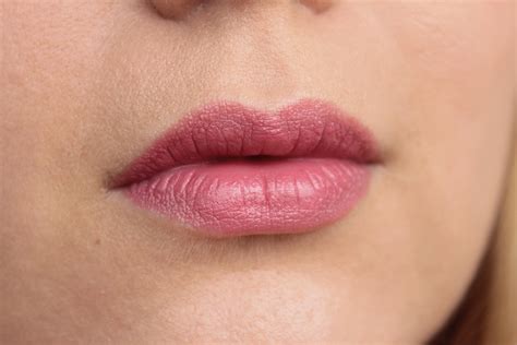 Новые гелевые помады Mary Kay Gel Semi-Shine Lipstick – Juravlinka