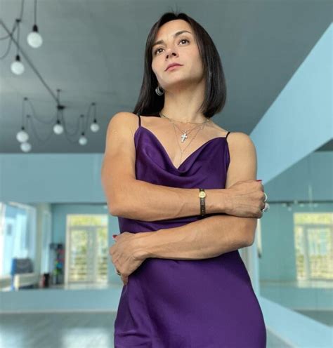 "Прокинулася з болем у серці": Ілона Гвоздєва зізналася, як на неї ...