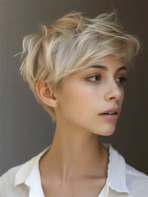 50 Top Short Haircuts for Spring 2024 - yourwifeknows.com in 2024 ...