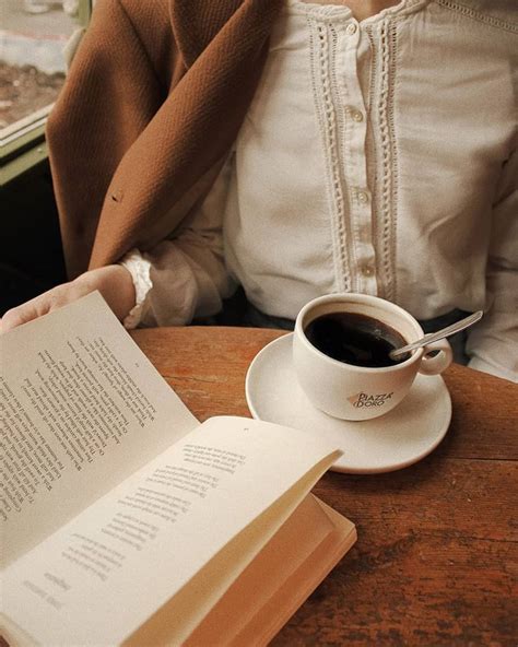 lovely cozy cafe | Photographie rétro, Idées de photo instagram ...