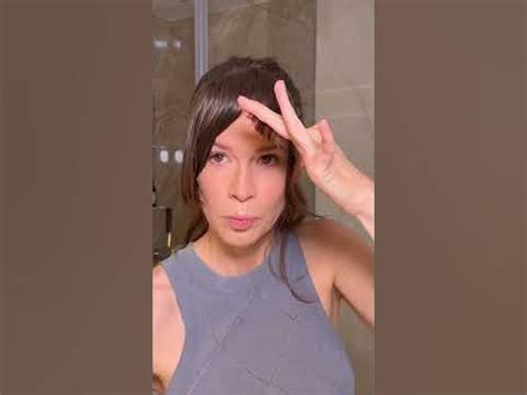 Челка шторка легко🔥🙌🏼💯 #прически #hair #укладка #hairstyle - YouTube