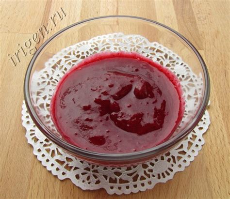 Брусничный соус к мясу