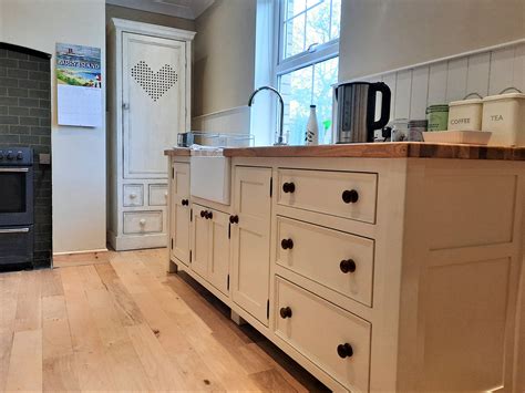 Freestanding kitchen cabinets | Freestanding kitchen, Free standing