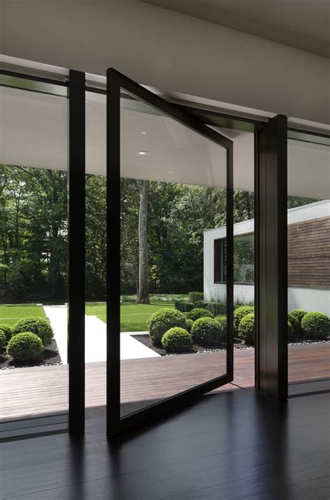 Size Matters - Large Pivot Doors Know How To Stand Out
